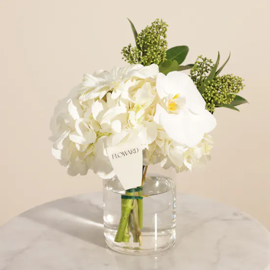Floward Exclusive Chocolates Box | Voyage Flowers Bouquet