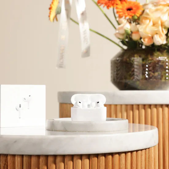 Apple AirPods Pro 3 | Glowy Flowers