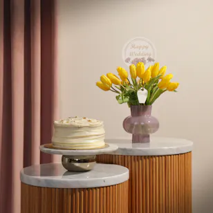 Sucre De Nada Vanilla Cake | Cheerful Wedding Congrats Flowers Vase Sucre De Nada Vanilla Cake | Cheerful Wedding Congrats Flowers Vase