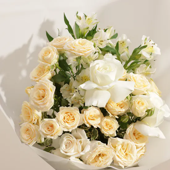 Sunlit Grace Emirati Women’s Day Roses Bouquet