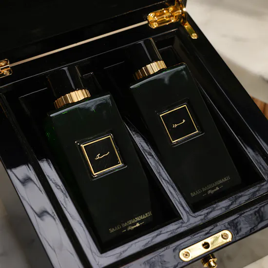 Saad Bashammakh Black Wooden Perfume Box | Charming Flowers Vase