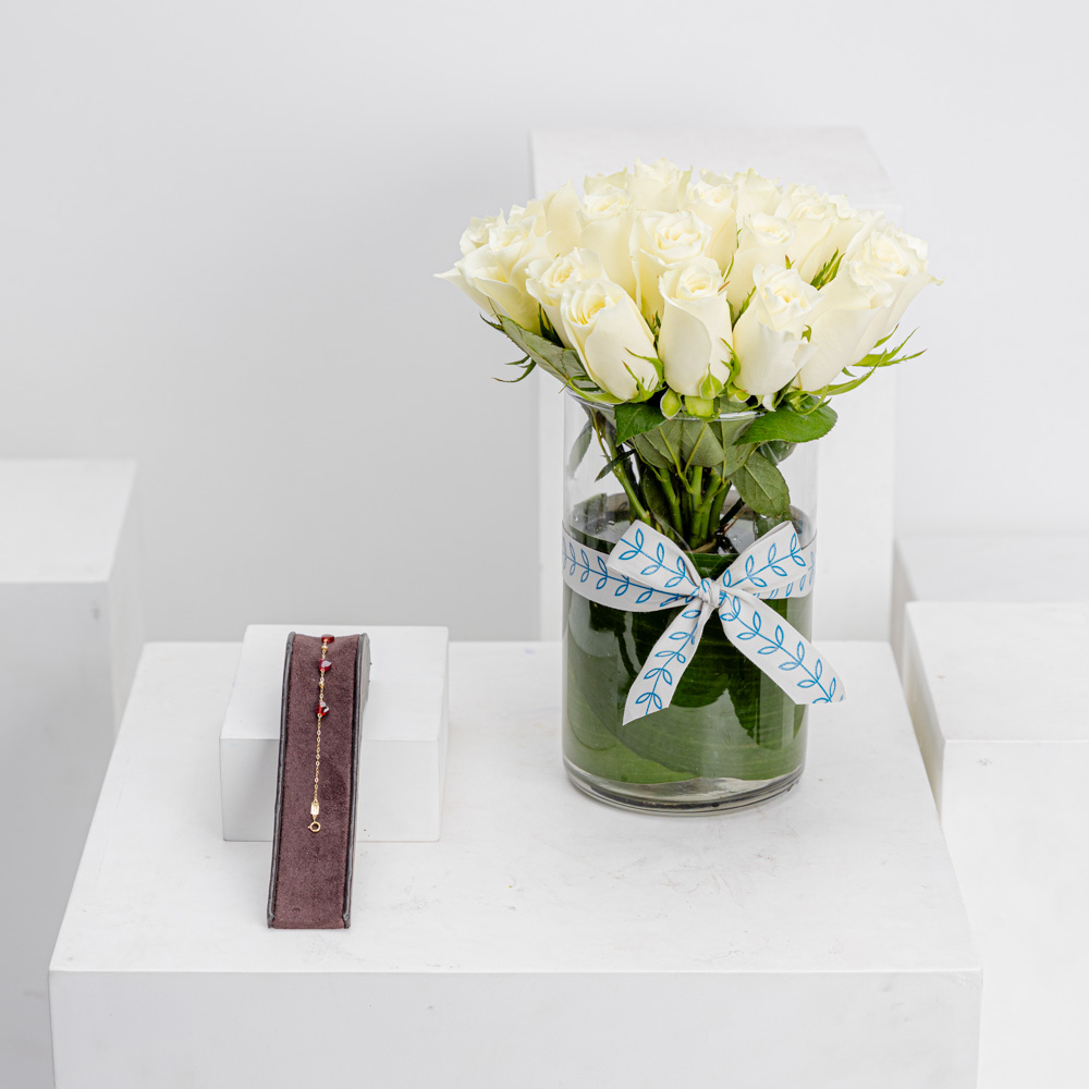L'azurde Colored Heart Stones Bracelet | 25 White Roses