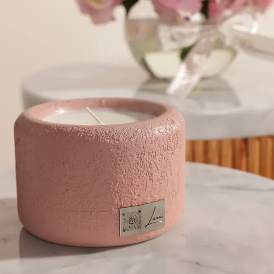 Lanai Perla Small Pink Candle | Pink Birthday Gift Balloon and Hydrangea Vase