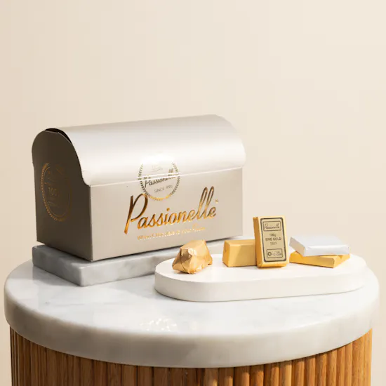 Passionelle Deluxe Chocolate Box