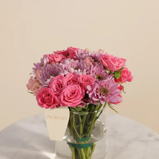 Laviviane Happy Birthday Cream Cake | Magical Flower Vase