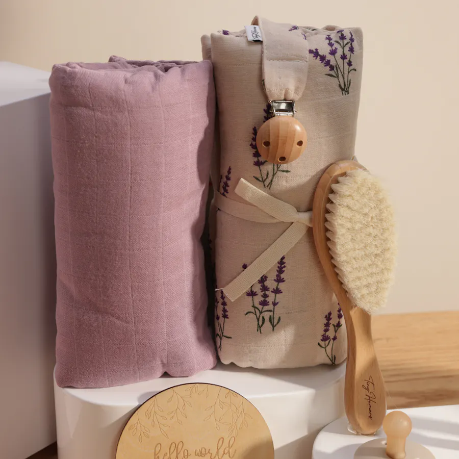 Tiny Humans Baby Girls Gift Box | Beauty Flower Bouquet  4