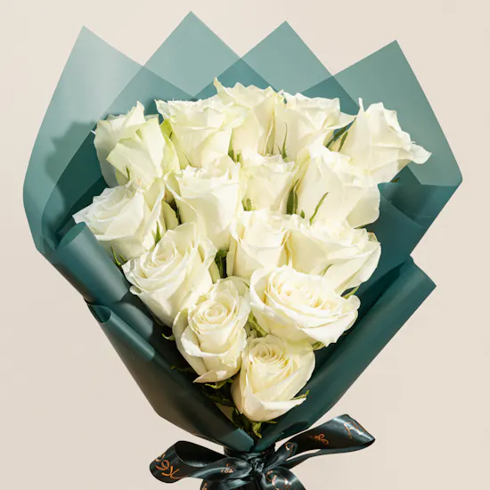 Voila Medium Mouled Box | Treasured Gathering Flowers