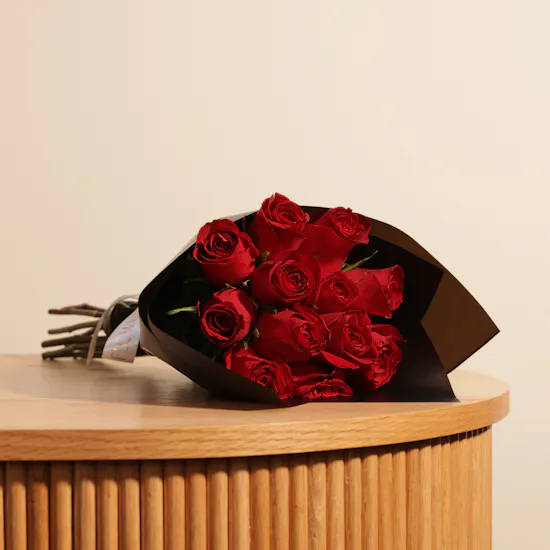 Miss L by L'azurde Earrings | Red Flowers Bouquet