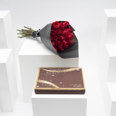 Godiva Finesse Belle Box | Red Roses