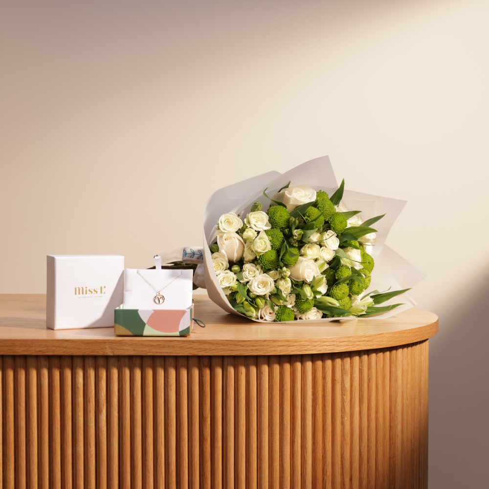 قلادة برج الحمل من ميس ال من لازوردي 