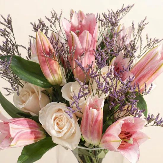 Soft Beauty Flower Vase