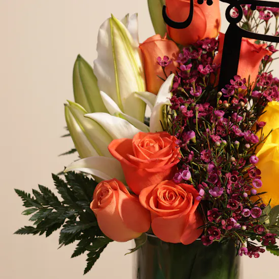 Ermine Macarons Box | Birthday Flower Vase