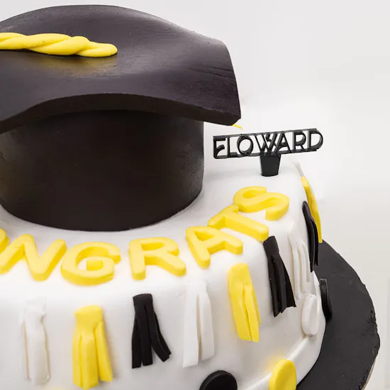 Floward Graduation Chocolate Cake
