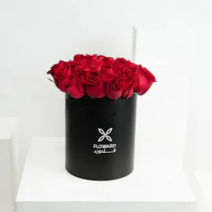 25 Red Roses | Black Box
