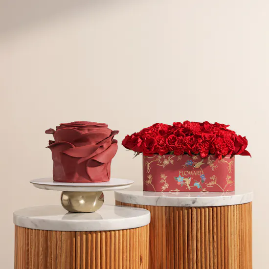 Floward Red Rose Premium Cake | Iconic Red Roses