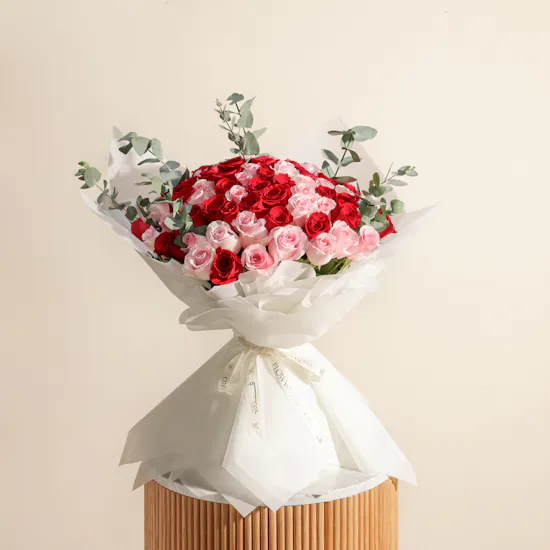 Delightful Hearts Rose Bouquet | 100 Flowers