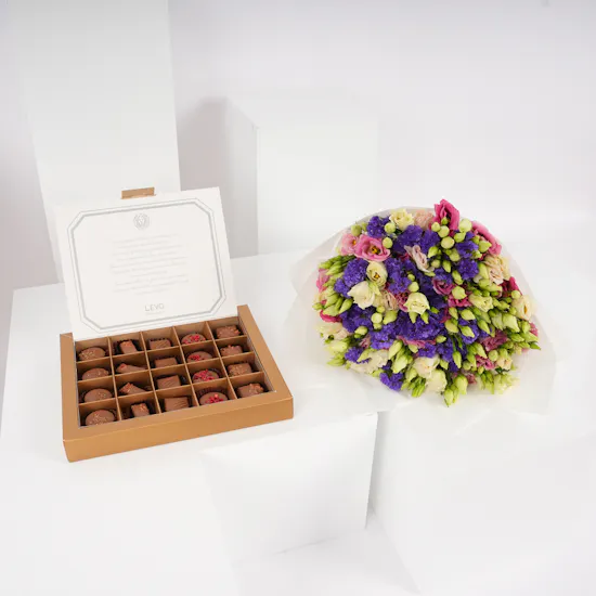 Levo Small Chocolate Box | Devotion Bouquet