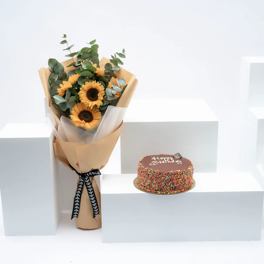 Sucre De Nada Birthday Cake | Sunflowers 1