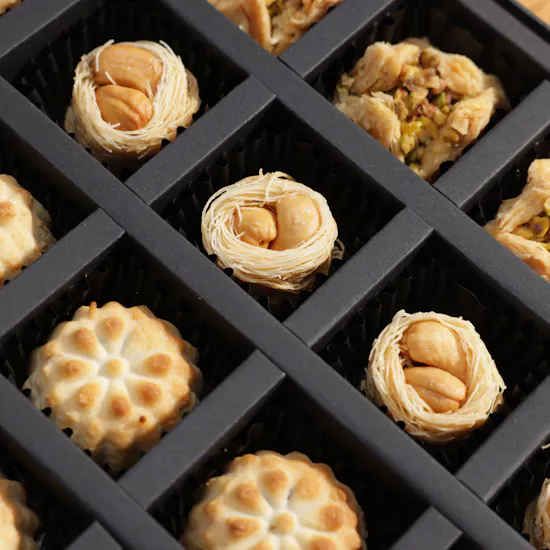 NJD Assorted Baklawas Gift Box