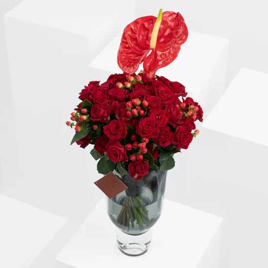 Raspberry Flowers | Glass Vase