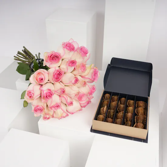 Nua Dates Signature Gifting Box 250g | Roses