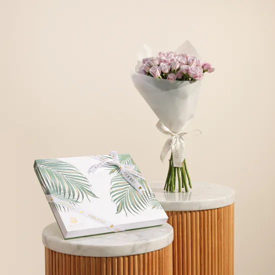 Abucci Chocolates Box | Heartful Flowers Bouquet
