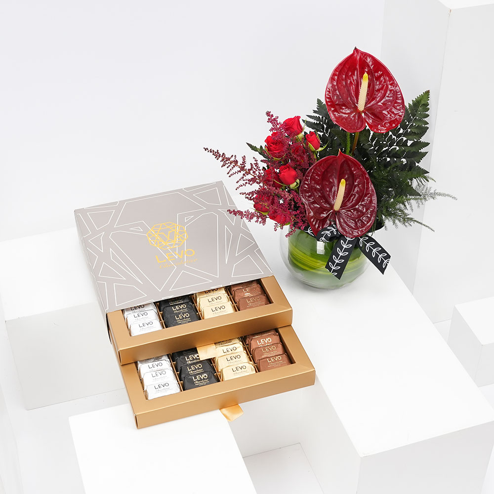  شكولاتة ليفو | زهور حمراء