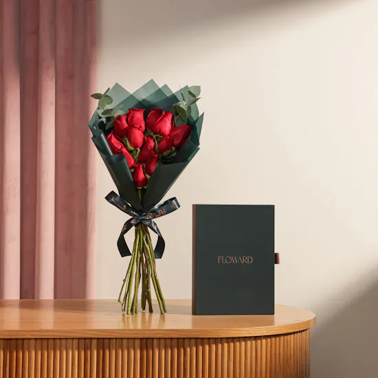 Floward Card 100 KWD and Chocolate Box | Delightful Flowers