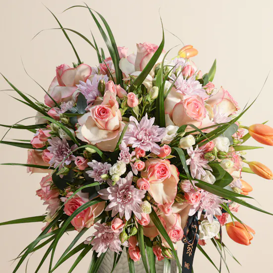 Shinny Flowers Vase