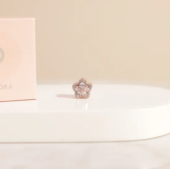Pandora Sparkling Snowflake Pavé Charm