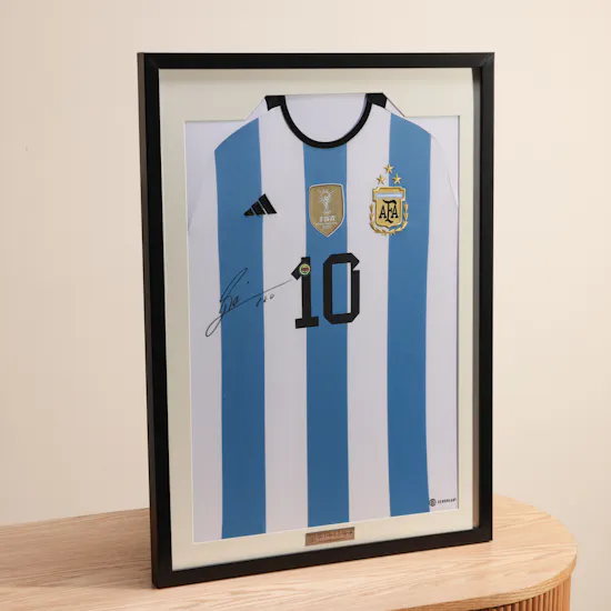 Messi Argentina World Cup 2022 Champions Signed T-Shirt