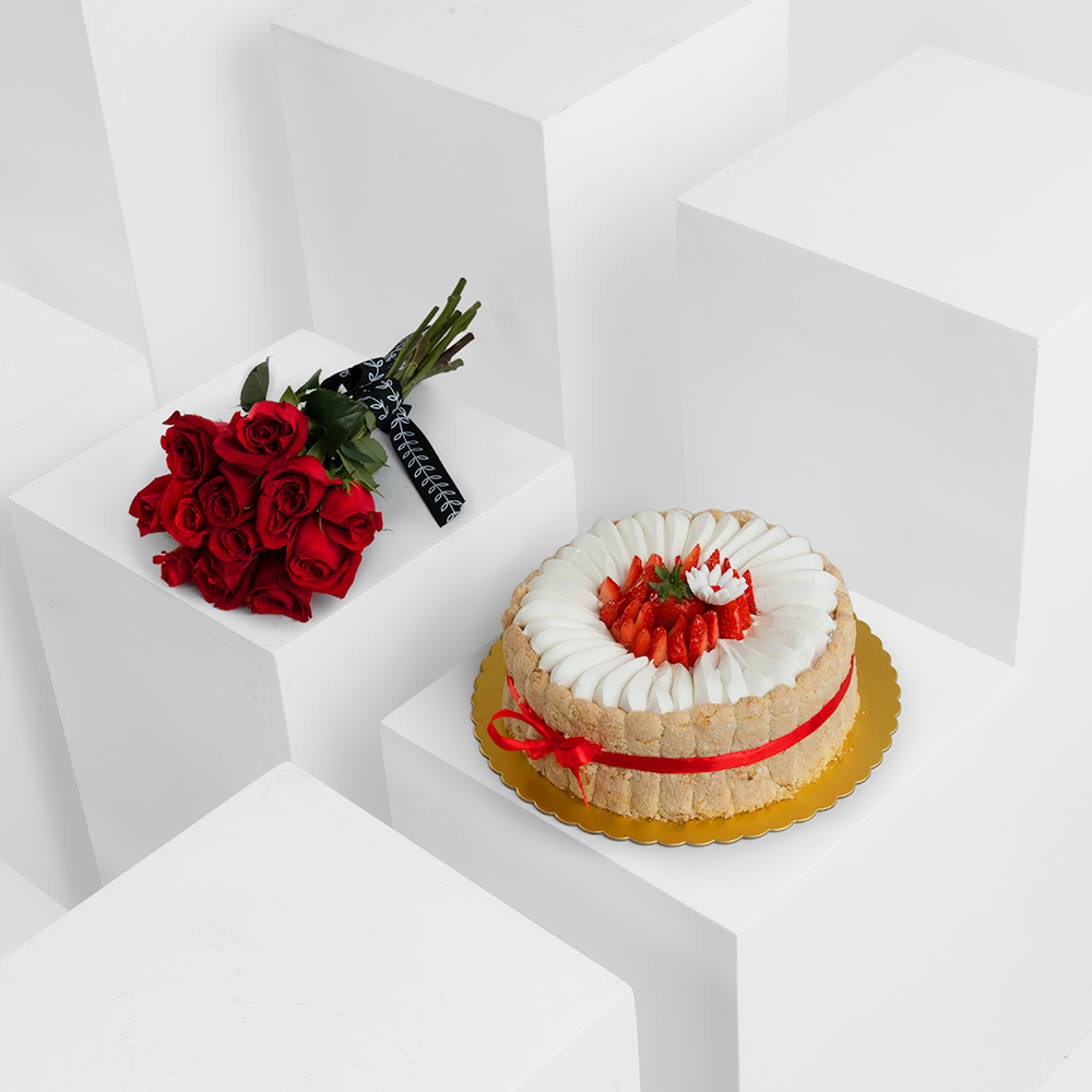 Charlotte Cake | Red Roses