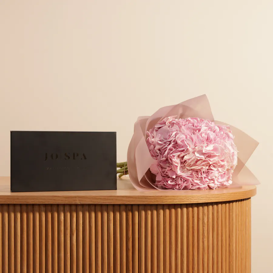 Joe Spa Gift Voucher | Flower Bouquet 1