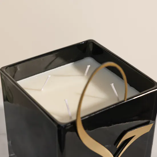 Nine Love Scented Candle | Black