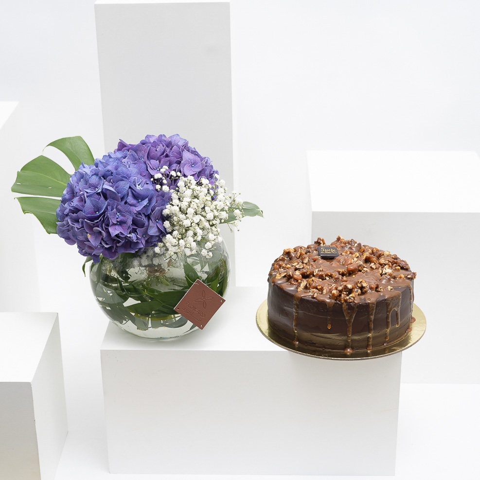  كيك الشوكولاتة بالبيكان و الكراميل من سكر ندى | مزهريه الهيدرينجيا