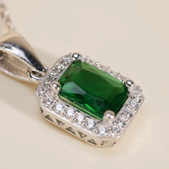 Zia Emerald Pendant Necklace | Birthday Flowers