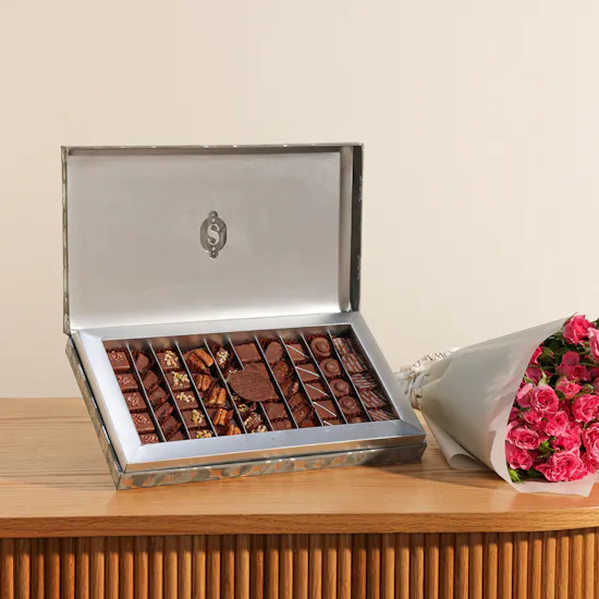 Soucolat Velvet Silver Box | Royal Flowers Bouquet