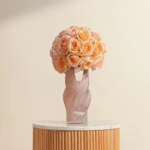 Marvelous Peach Roses Vase Marvelous Peach Roses Vase