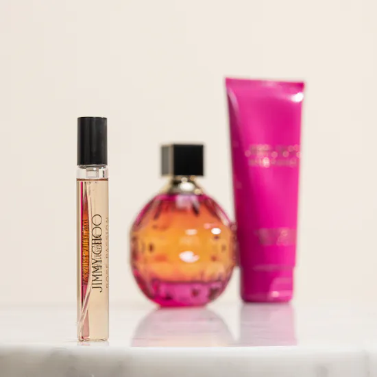 مجموعة عطر روز باشن او دى بارفيوم للنساء من جيمى شو