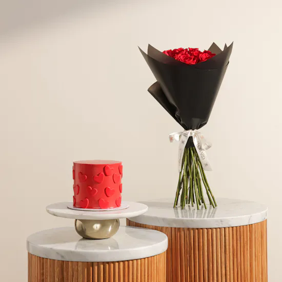Cle Bakery Red Hearts Cake | Dazzling Red Rose Bouquet
