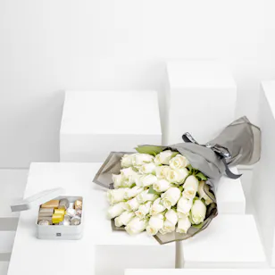 Patchi 250g Chocolate Box | White Roses