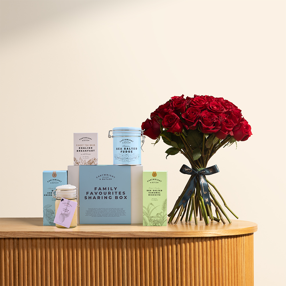 Cartwright & Butler The Family Favourites Sharing Box | Romance Love Roses Bouquet ♡