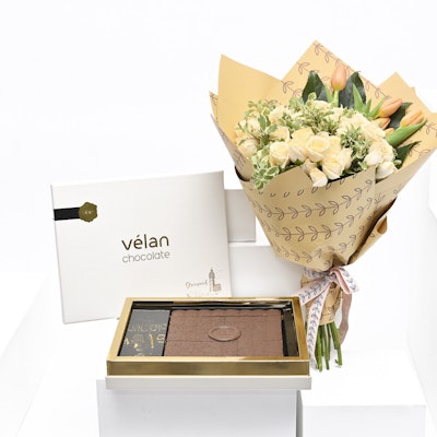 Velan Greenwich with Delight Bouquet