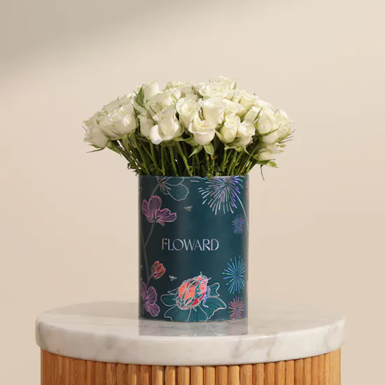 Exquisite White Baby Rose Box | 25 Flowers