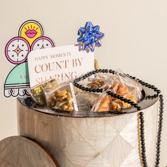 Voila Small Cylinder Mouled Sweets | Festive Flowers