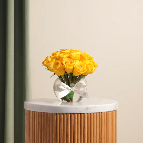 Golden Bliss Vase | 25 Roses