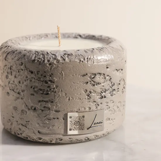 Lanai Small Perla Grey Candle