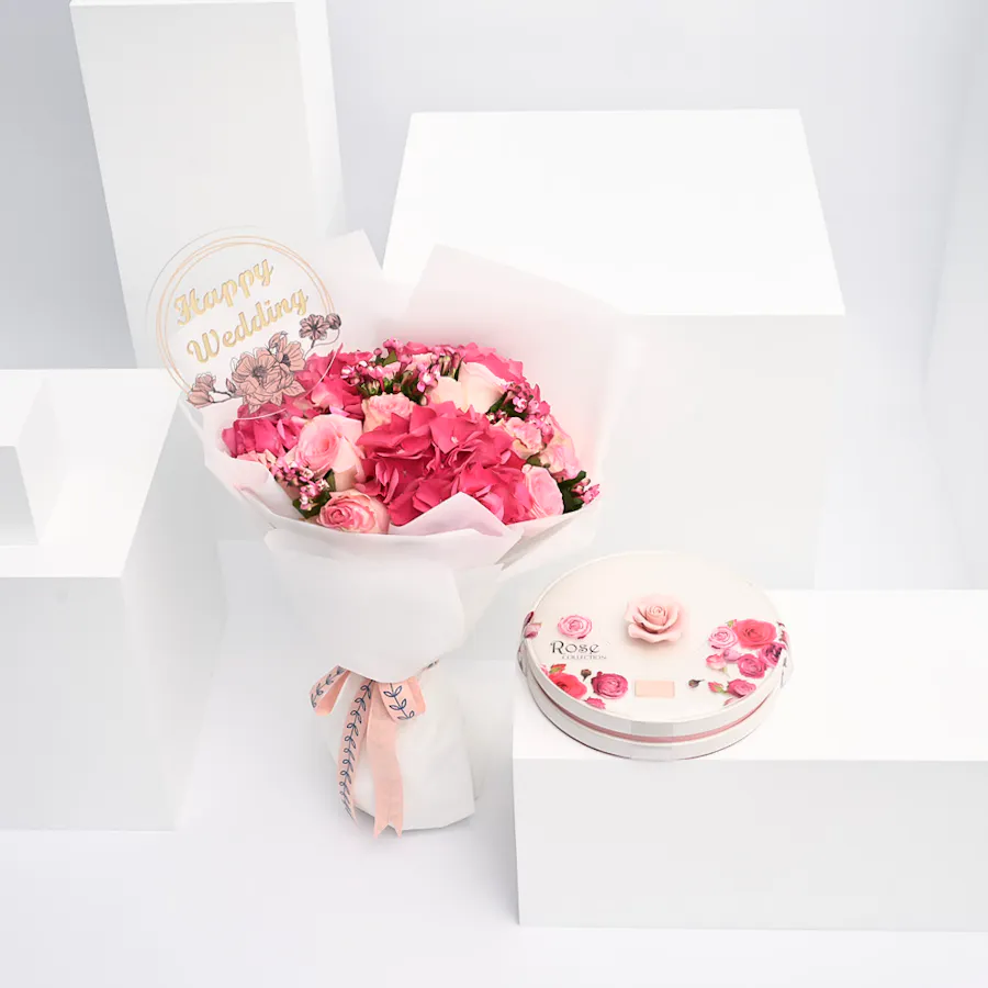 Bostani Rose Chocolate Box | Wedding Blooms 1
