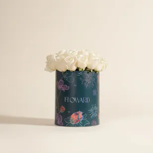 Pearly White Rose Box | 25 Flowers Pearly White Rose Box | 25 Flowers