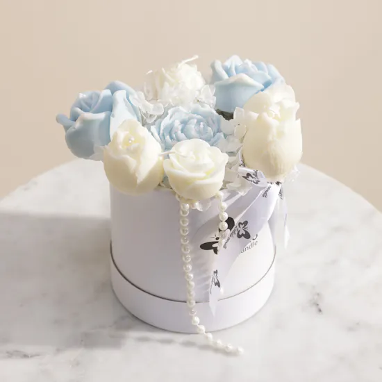 Lelido Blue and White Medium Flowers Candles Basket